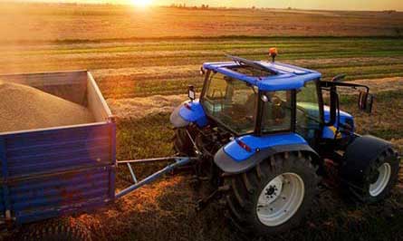Tractor with trailor